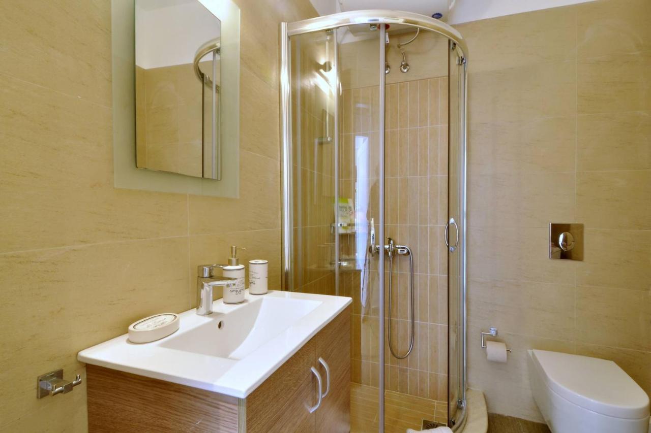Chloe Apartment Barbati Ngoại thất bức ảnh